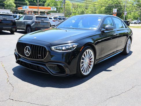 Used 2025 Mercedes-Benz S 63 AMG S image 3