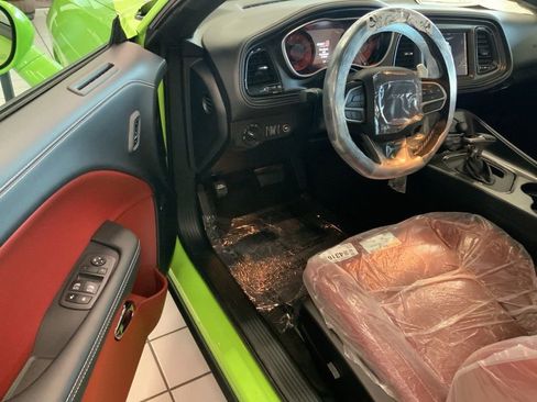 New 2023 Dodge Challenger SRT Hellcat Redeye RWD image 11