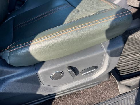 Used 2022 Ford Expedition Timberline image 15