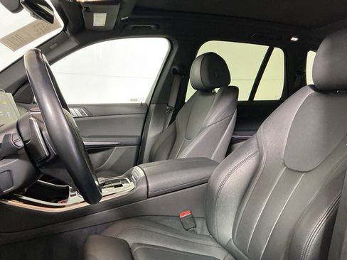 Used 2019 BMW X5 xDrive40i w/ Convenience Package image 22