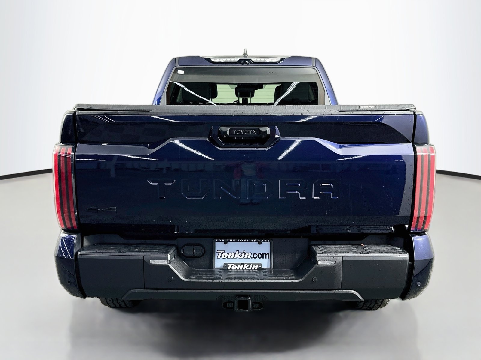 Used 2024 Toyota Tundra Limited w/ TRD Off-Road Package AWD/4WD image 6