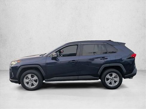 Used 2021 Toyota RAV4 XLE image 8