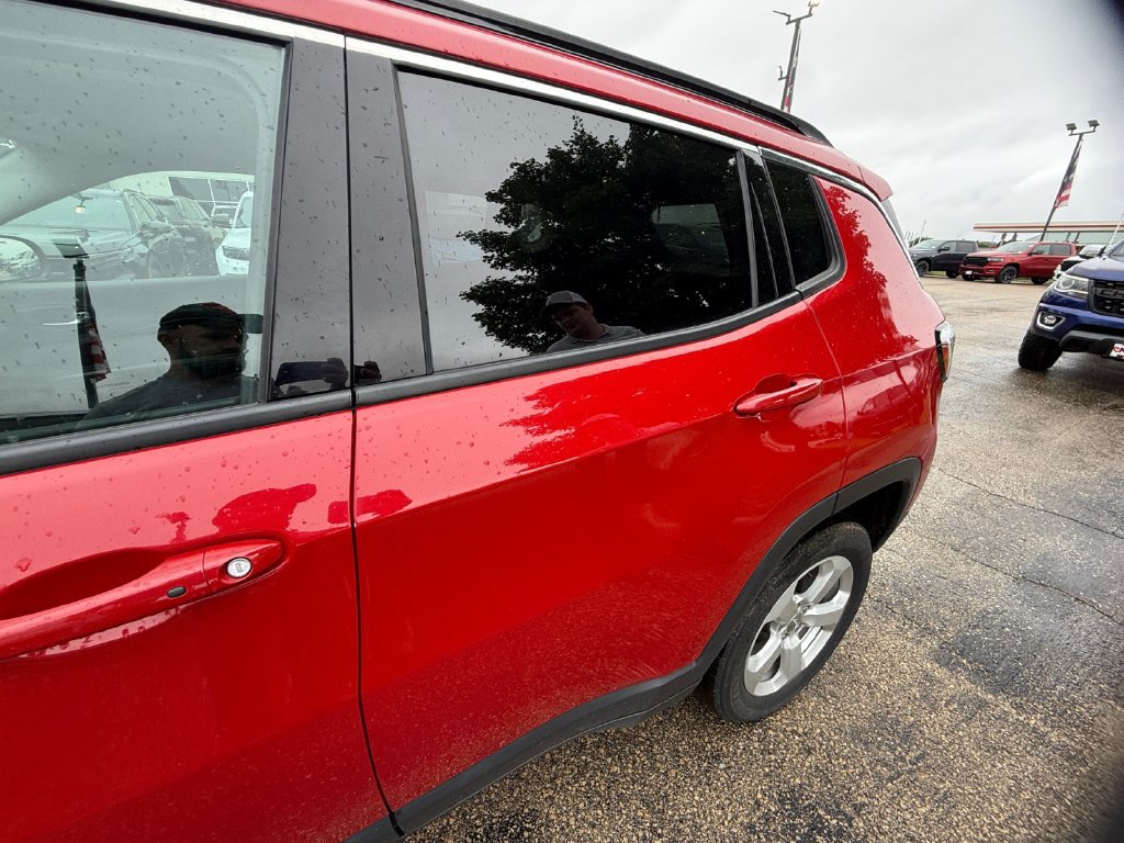 Used 2021 Jeep Compass Latitude w/ Convenience Group AWD/4WD image 35