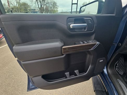 Used 2021 Chevrolet Silverado 1500 LT Trail Boss w/ Convenience Package II AWD/4WD image 20