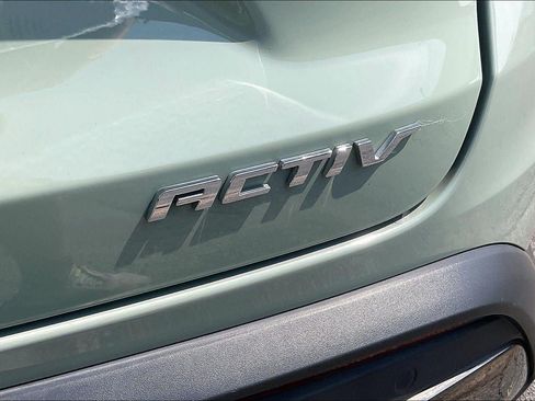 Used 2025 Chevrolet Trax ACTIV w/ Sunroof Package FWD image 8