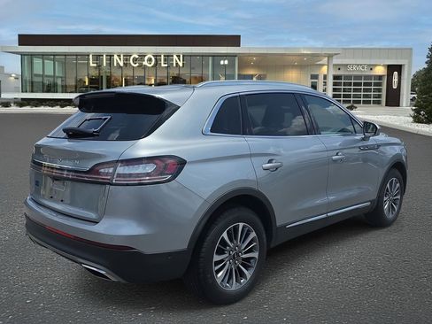 Certified 2022 Lincoln Nautilus Reserve FWD image 4