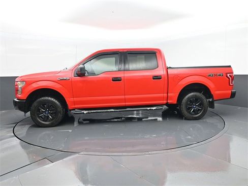 Used 2015 Ford F150 XLT w/ Trailer Tow Package image 5
