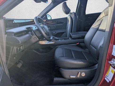 Used 2025 Lincoln Nautilus Premier w/ Equipment Group 102A AWD/4WD image 15
