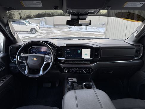 Used 2024 Chevrolet Silverado 1500 LT image 22
