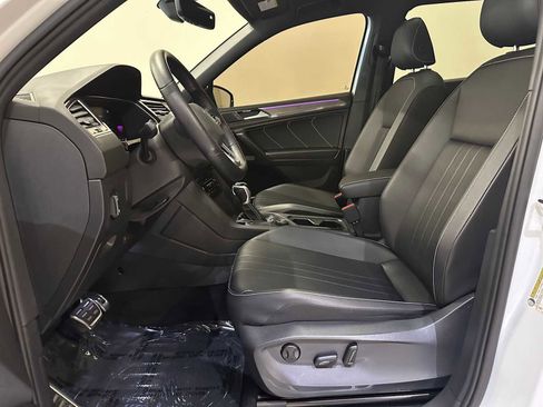 Used 2022 Volkswagen Tiguan SE R-Line AWD/4WD image 22
