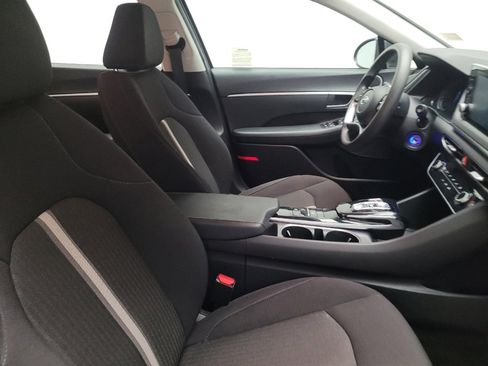 Used 2023 Hyundai Sonata SE FWD image 21