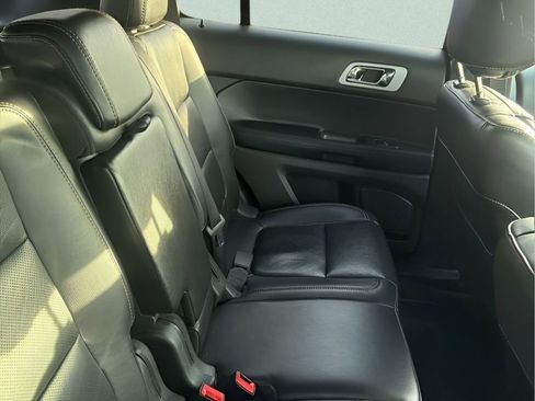 Used 2013 Ford Explorer Sport w/ Class III Trailer Tow Pkg image 9