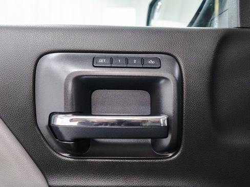 Used 2016 GMC Sierra 2500 SLT w/ Suspension Package, Off-Road image 26