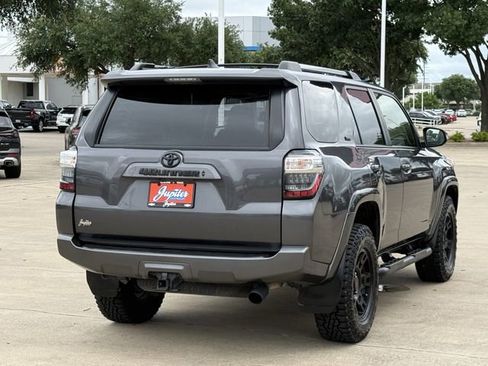 Used 2023 Toyota 4Runner SR5 Premium w/ Moonroof Package AWD/4WD image 4
