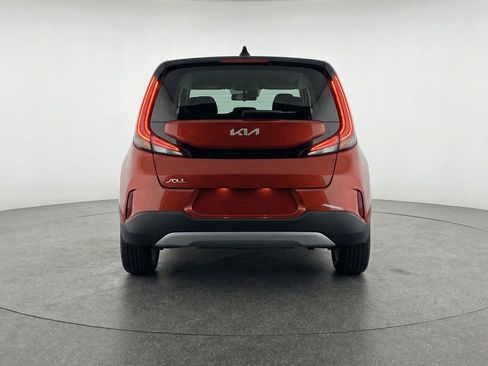 Used 2025 Kia Soul LX w/ LX Technology Package image 7