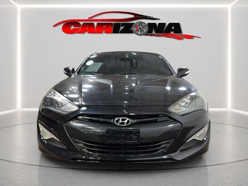 Used 2013 Hyundai Genesis 3.8 image 2