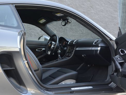 Certified 2016 Porsche Cayman S image 23
