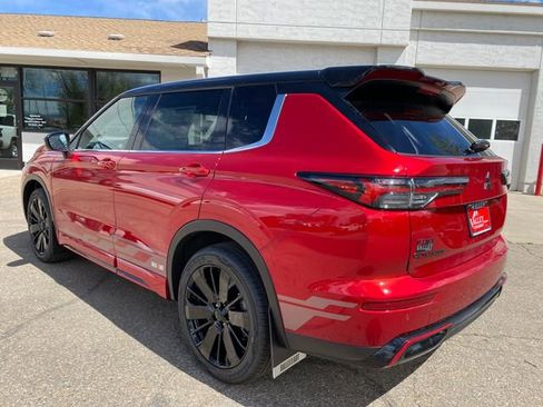 New 2026 Mitsubishi Outlander Ralliart AWD/4WD image 3