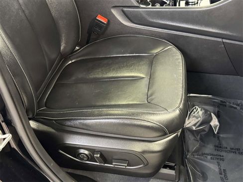 Used 2023 Jeep Grand Cherokee L Limited image 11