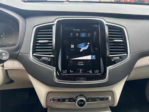 Used 2021 Volvo XC90 T8 Inscription w/ Protection Package Premier AWD/4WD image 21