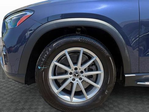 Used 2024 Mercedes-Benz GLE 450e 4MATIC w/ Winter Package image 9