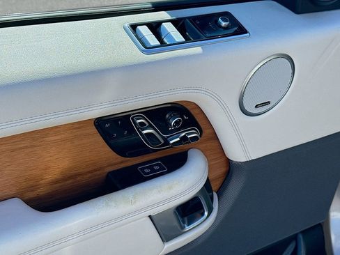 Used 2022 Land Rover Range Rover Westminster Edition image 22