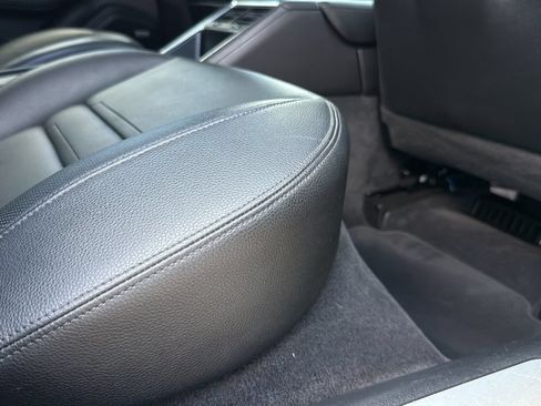 Used 2019 Porsche Panamera 4 AWD/4WD image 27