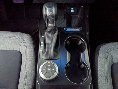 New 2025 Ford Bronco 4-Door image 15