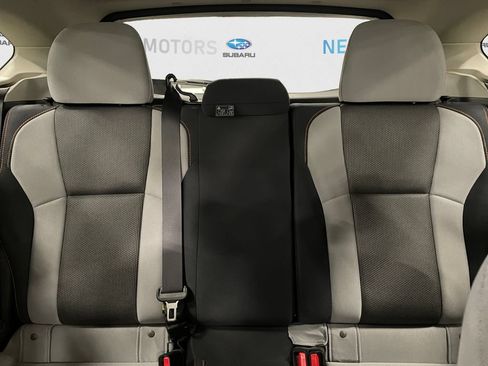 Used 2019 Subaru Crosstrek 2.0i Premium AWD/4WD image 13