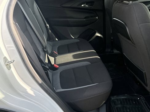 Used 2023 Chevrolet TrailBlazer LS FWD image 15