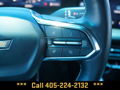 Used 2025 Chevrolet Traverse LT FWD image 29