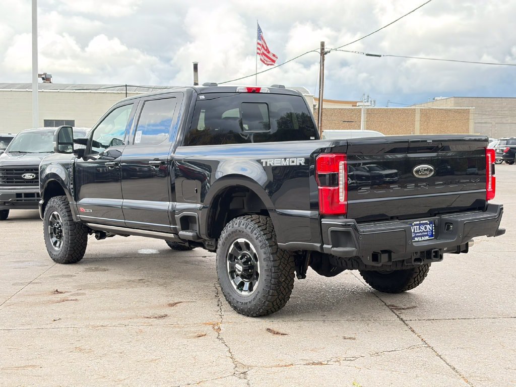New 2026 Ford F350 Lariat w/ Tremor Off-Road Package AWD/4WD image 7