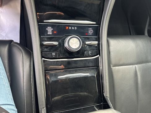 Used 2023 Jeep Grand Cherokee L Overland w/ Luxury Tech Group IV image 32