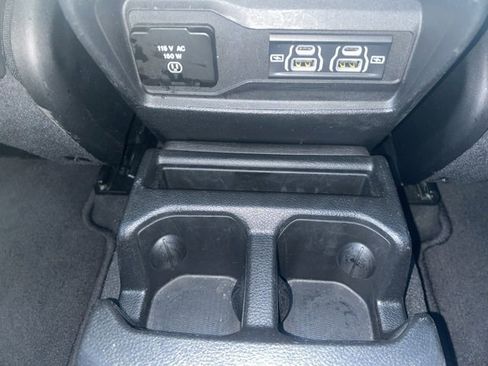 Used 2024 Jeep Grand Cherokee L Limited w/ Luxury Tech Group II image 36