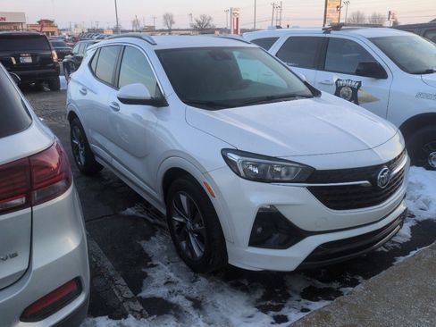 Used 2023 Buick Encore GX Select w/ Sport Touring Package image 4