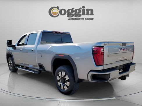 New 2026 GMC Sierra 3500 Denali w/ Technology Package image 8