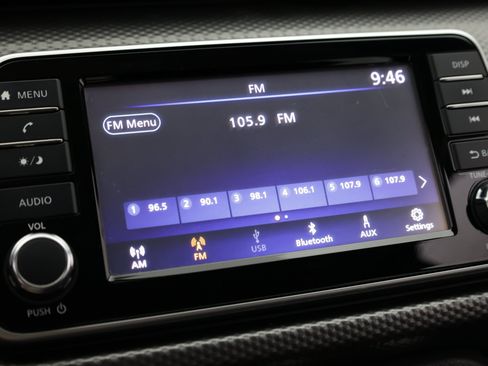 Used 2019 Nissan Kicks S FWD image 17