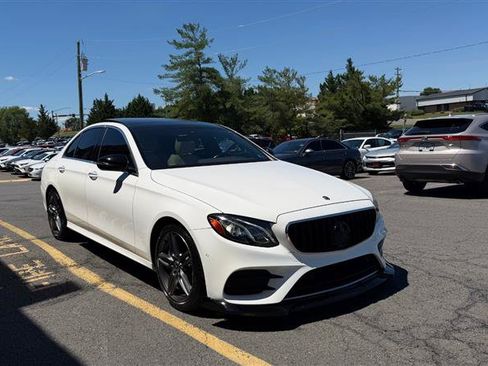 Used 2017 Mercedes-Benz E 300 image 3
