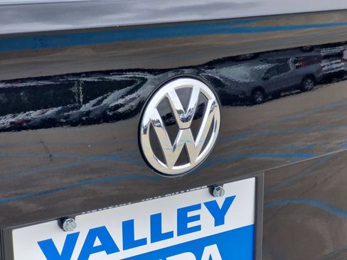Used 2021 Volkswagen Jetta SE FWD image 28
