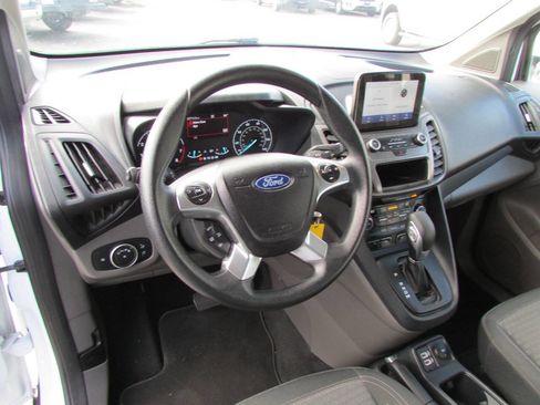 Used 2022 Ford Transit Connect XLT image 10