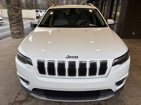 Used 2019 Jeep Cherokee Limited image 3