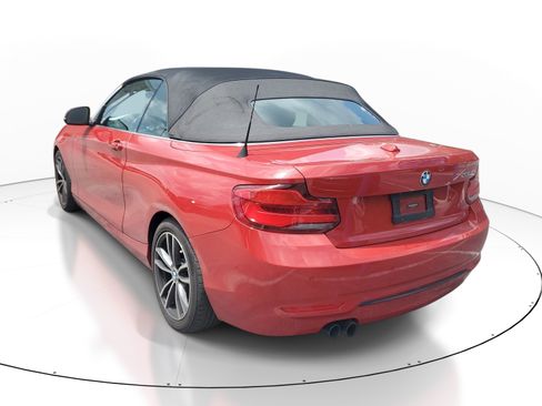 Used 2018 BMW 230i Convertible RWD image 4