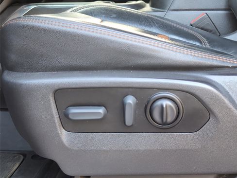 Used 2022 GMC Sierra 2500 AT4 w/ Gooseneck/5TH Wheel Package image 14