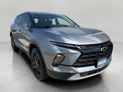Certified 2023 Chevrolet Blazer LT w/ LPO, Black Grille Bar Package