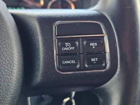 Used 2018 Jeep Wrangler Unlimited Sport S image 12