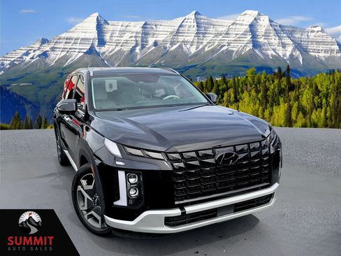 Used 2023 Hyundai Palisade Limited w/ Winter Package AWD/4WD image 1