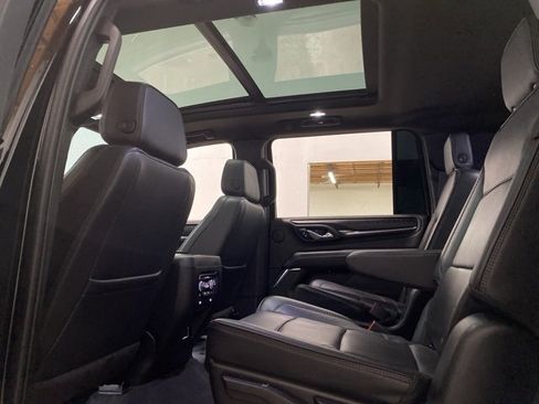 Used 2023 GMC Yukon XL Denali image 29