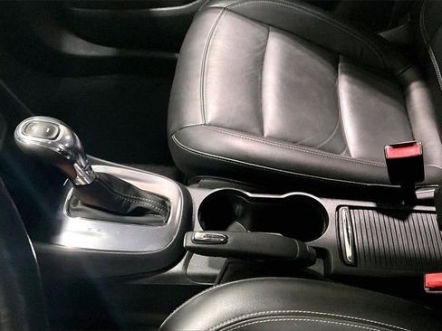 Used 2014 Buick Encore Premium image 17