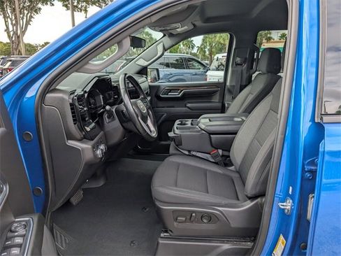 Used 2024 GMC Sierra 1500 Elevation image 5