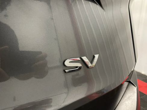 Used 2023 Nissan Rogue SV FWD image 14